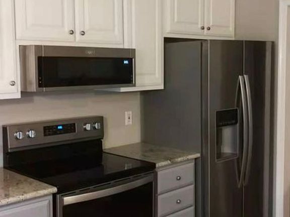 5th image of 4901 Crofton Springs Ct