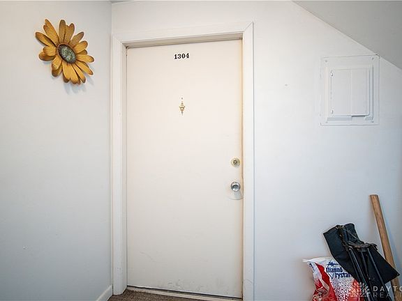 4th image of 1300 King Richard Pkwy