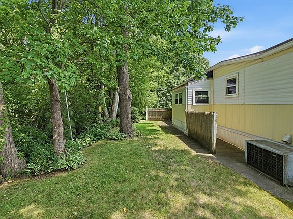 4th image of 57 Liberty Dr