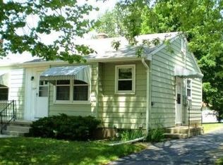 308 Fredonia Ave, Fredonia, WI 53021