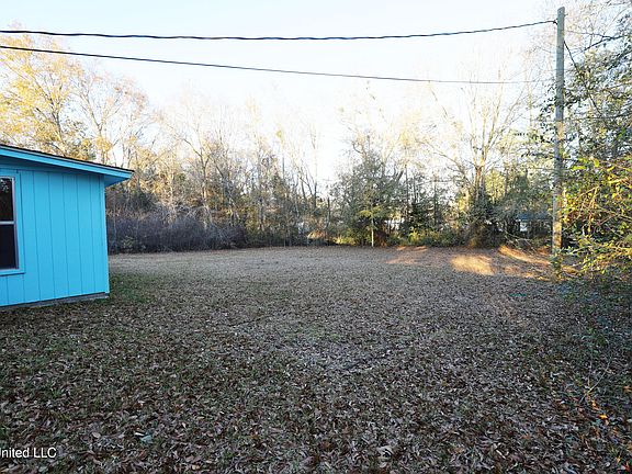 5th image of 12192 McCandliss Dr