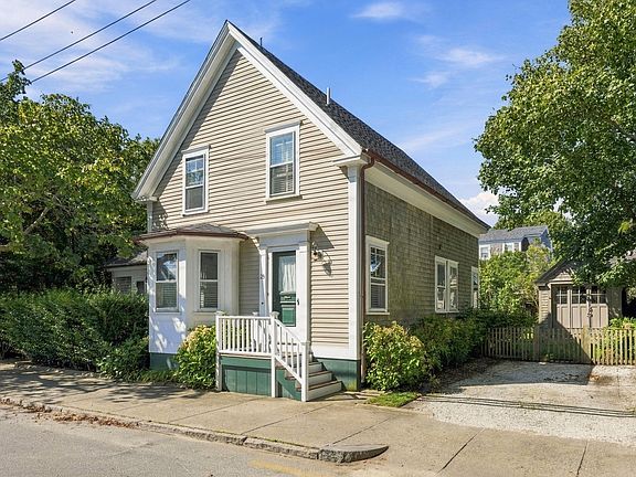 2nd image of 29 Milk St