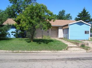 1314 N Grand Ave, Ellsworth, KS 67439