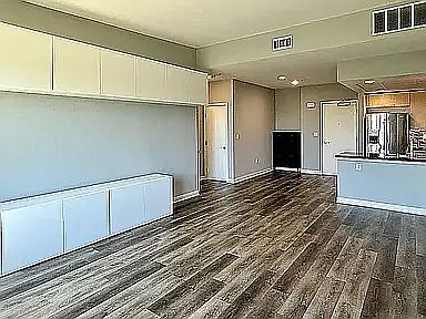 4th image of 55-75 S 6th St #215