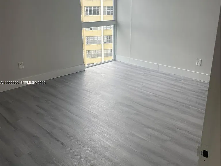 2075 NE 164th St #805 — Photo 9