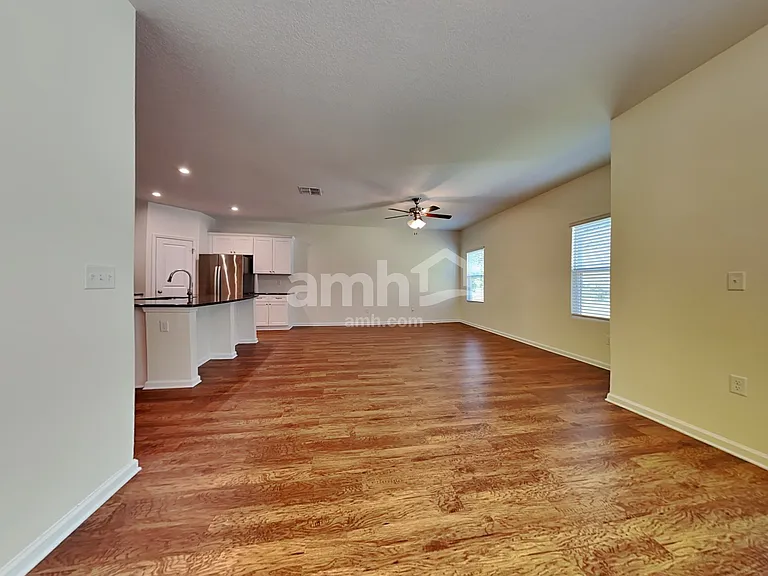 8160 Radican Rd — Photo 5