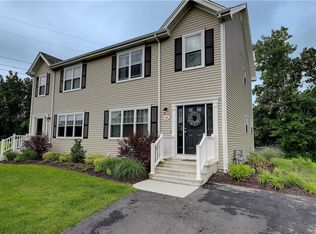54 Stream View Dr, Cumberland, RI 02864