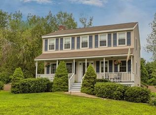 9 Merrimac Dr, Pepperell, MA 01463