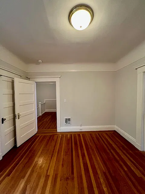 3 bed, 1.0 bath, 1450 sqft, $6,995 — Photo 3