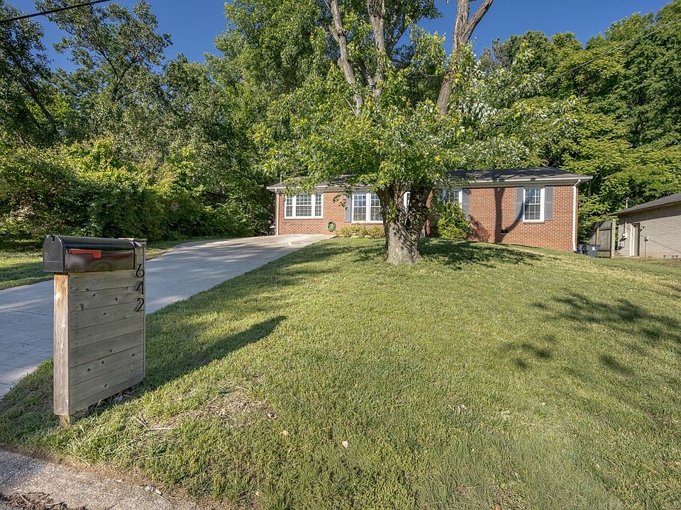 1st image of 642 Hicks Rd