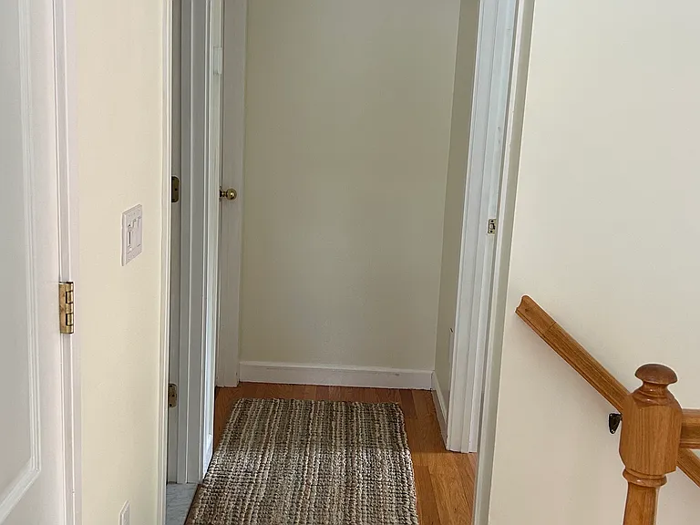 194 Holly Rd — Photo 9