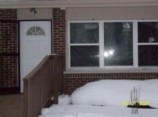 239 W 58th St, Chicago, IL 60621