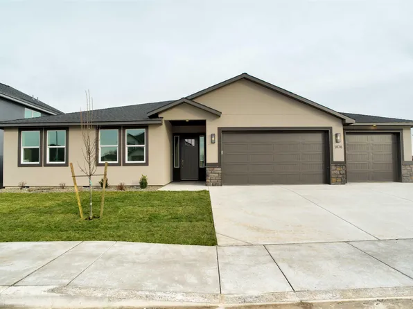 1070 N Grant Pl, Kennewick, WA 99336