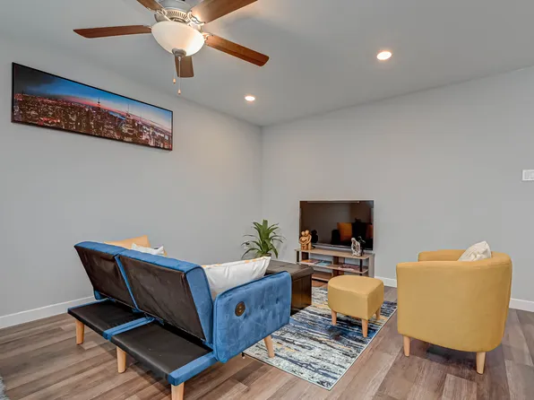 8204 Furray Rd #A, Houston, TX 77028