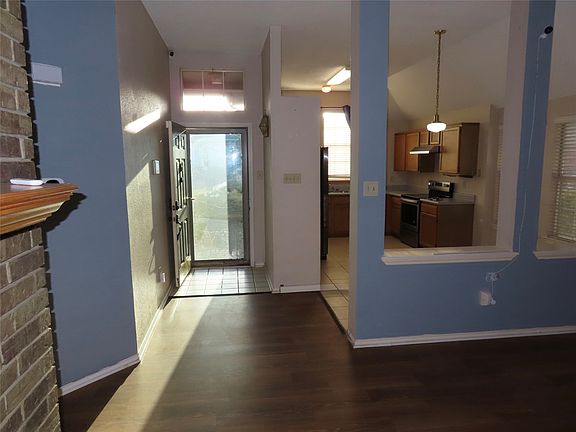 2nd image of 2224 Westview Trl