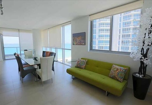 5th image of 6551 Collins Ave #409