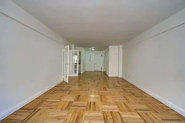 Rented by Akam Sales and Brokerage | media 15