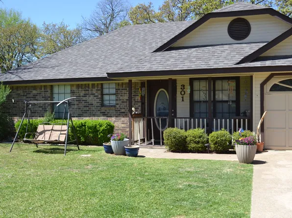301 Joshua St, Denton, TX 76209