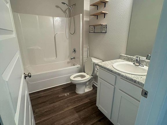5th image of 4352 Tiger Oak Ct