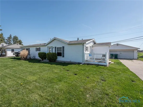 731 Hanson St, Northwood, OH 43619