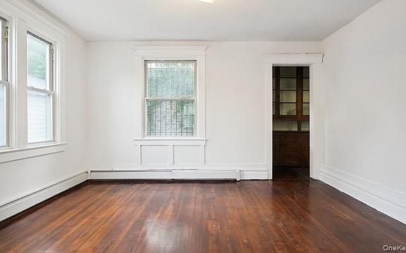 4th image of 222 Lorraine Ave