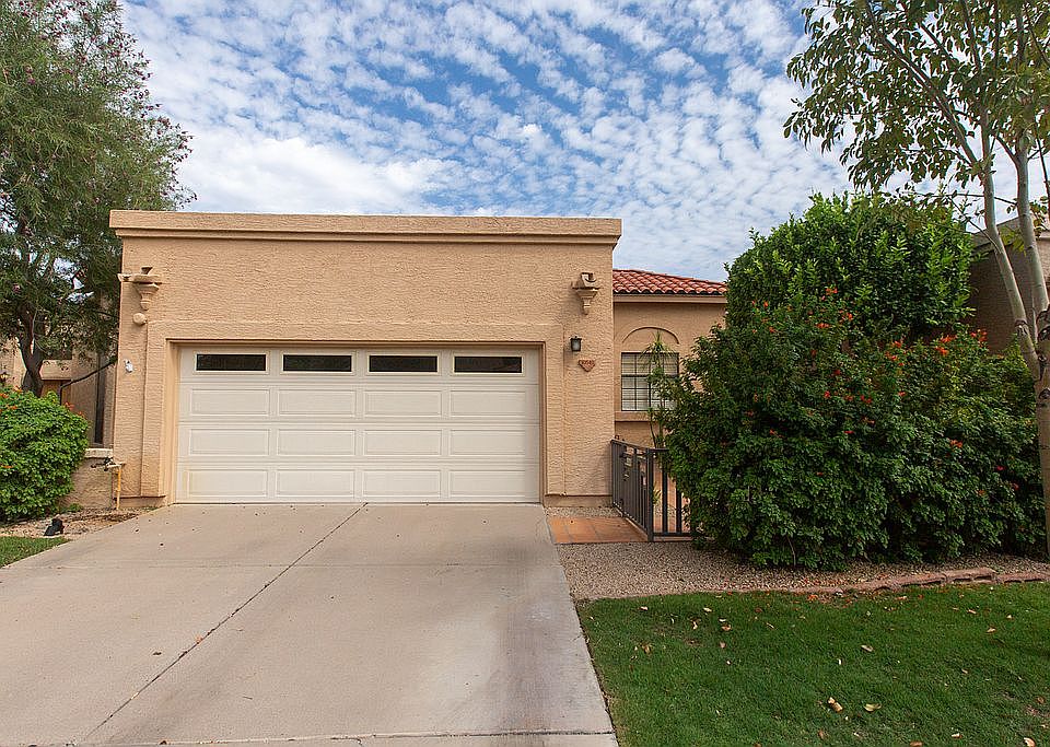 1st image of 10540 E Saddlehorn Dr