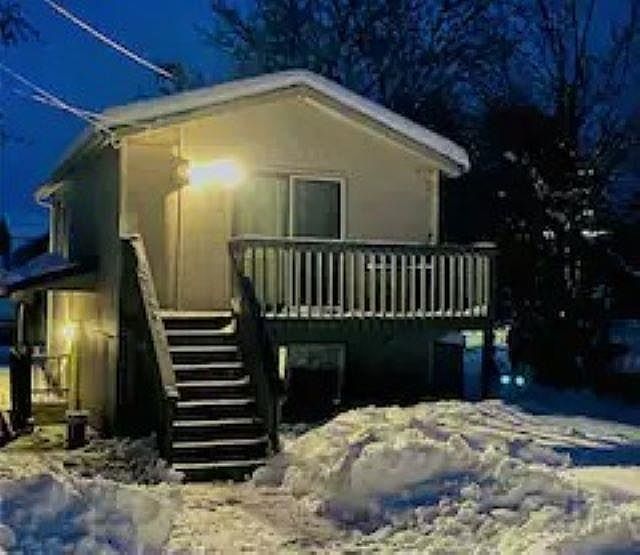 2nd image of 704 W Lincoln Ave