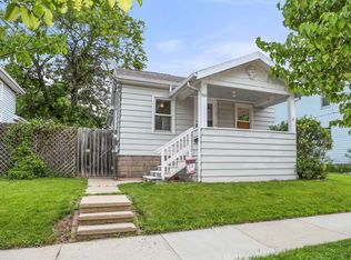 908 Otter Ave, Oshkosh, WI 54901