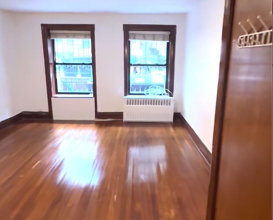 1st image of 318 W 104th St APT 1