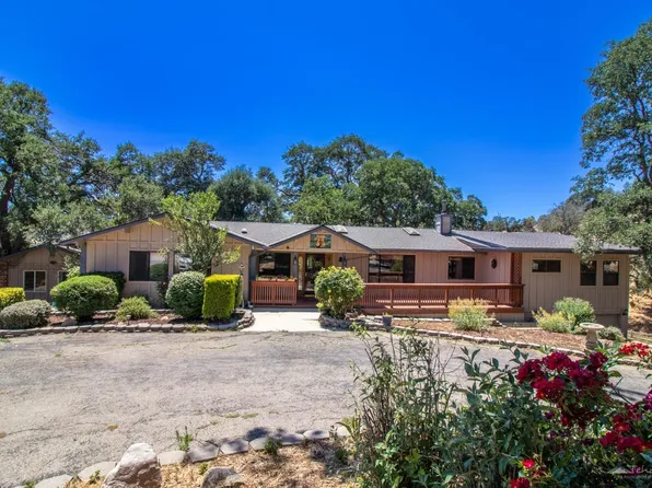 27701 Bear Valley Rd, Tehachapi, CA 93561