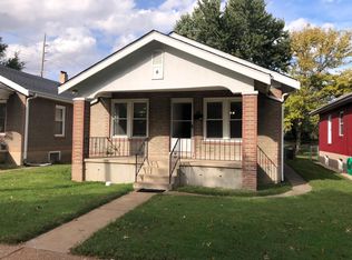 1164 Jackson St, Saint Charles, MO
