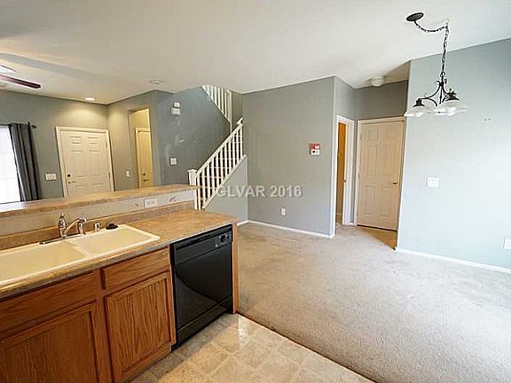 5th image of 7817 Territorial St