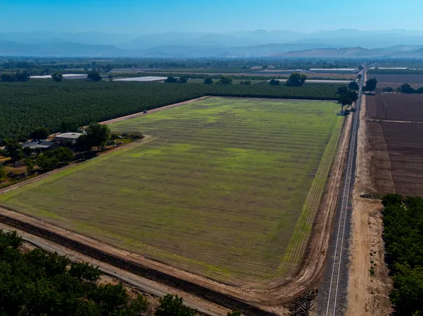 17201 Ave 288, Exeter, CA 93221