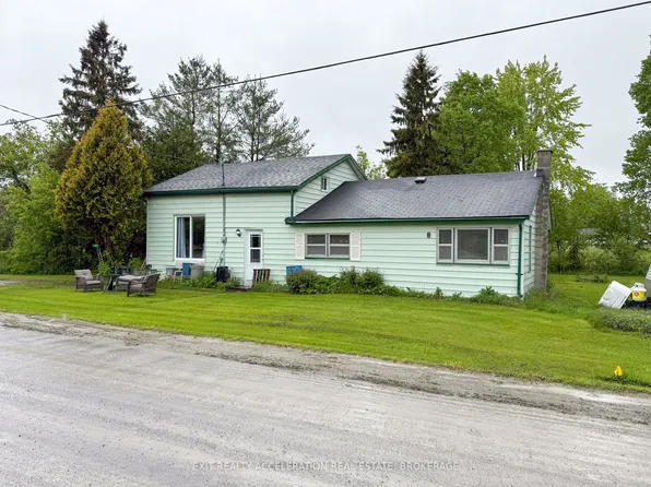 1407 Doyle Rd, Loyalist, ON K0H 1G0