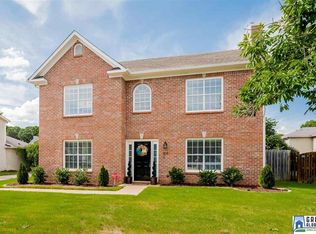 109 Meadow View Cir, Pelham, AL 35124
