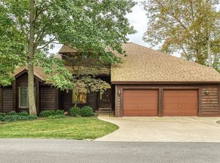 560 Aspen Ridge Dr, Innsbrook, MO 63390