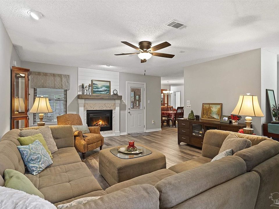 1st image of 7521 Tippin Ave