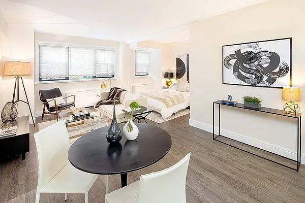 Rented by Mirador Real Estate | media 40