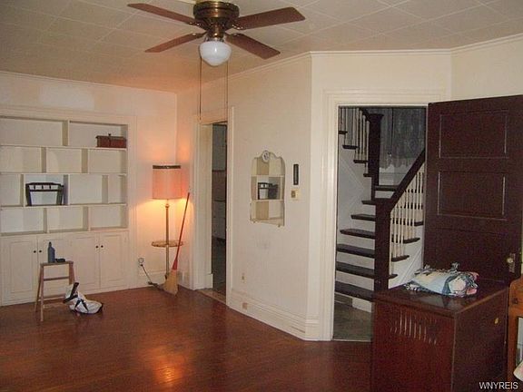 3rd image of 716 Linwood Ave