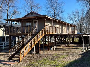 77 Shell Beach Rd, Vicksburg, MS 39183