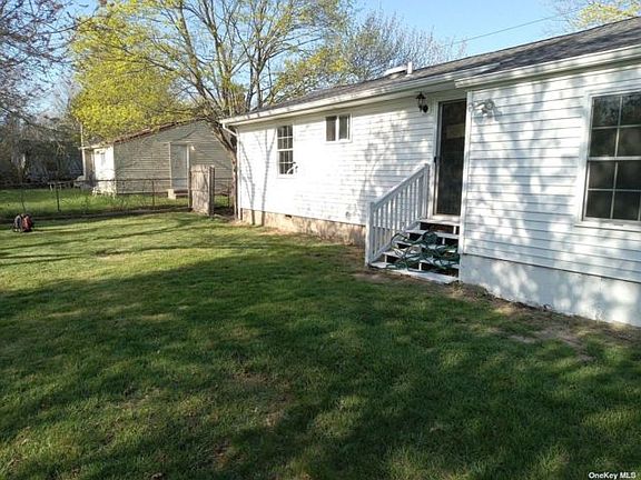 3rd image of 648 Taylor Ave