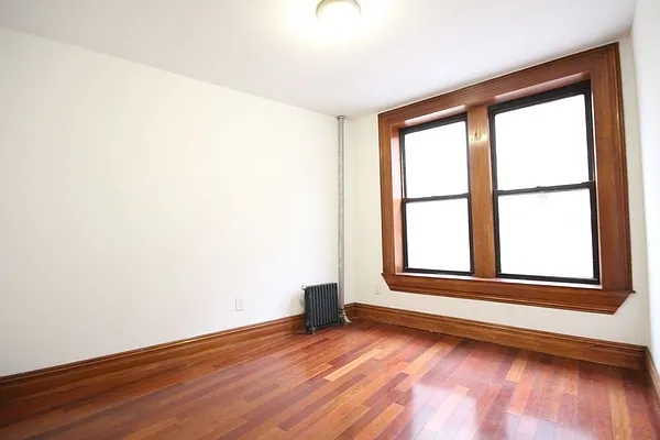 Rented by Compass | media 10