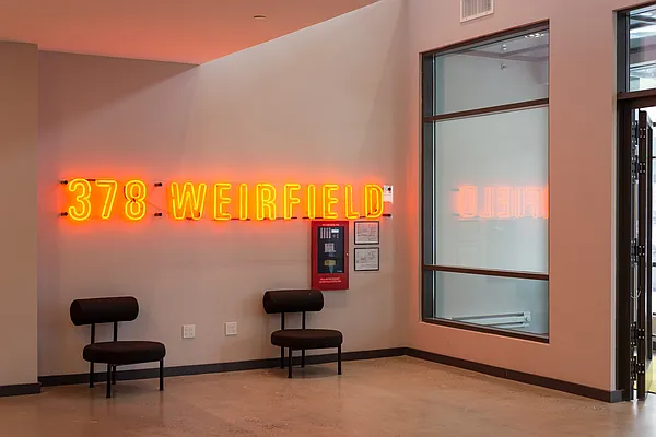 Rented by Nooklyn NYC LLC | media 18