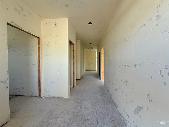 4th image of 2001 Sunnyside Ave