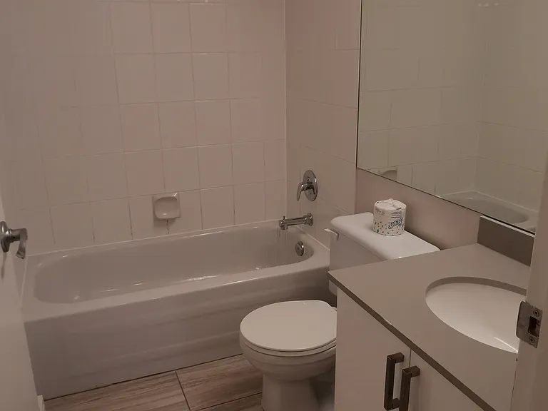 3528 Vanness Ave — Photo 39