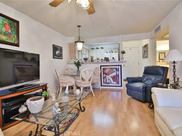 11410 Brookshire Ave APT 206, Downey, CA 90241