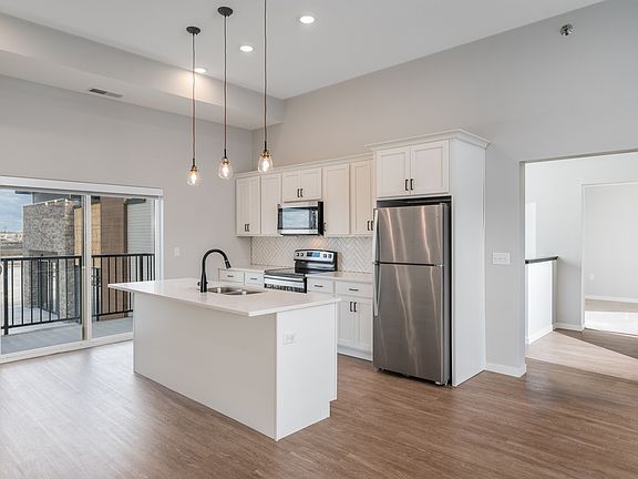 1. District Townhouse_Kitchen