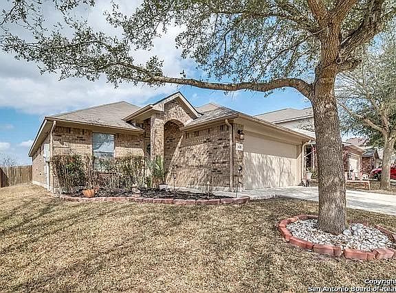 2nd image of 308 Saddlehorn Way