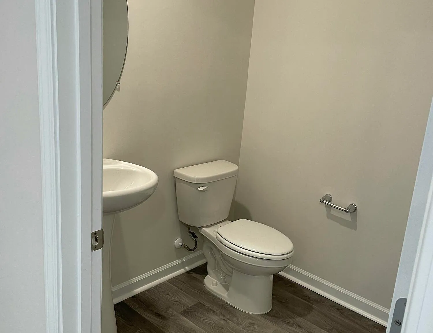 3 bed, 2.5 bath, 1569 sqft, $1,945 — Photo 4