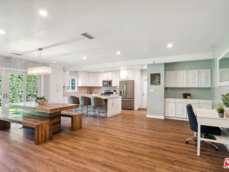 1500 Fairfield St — Photo 4